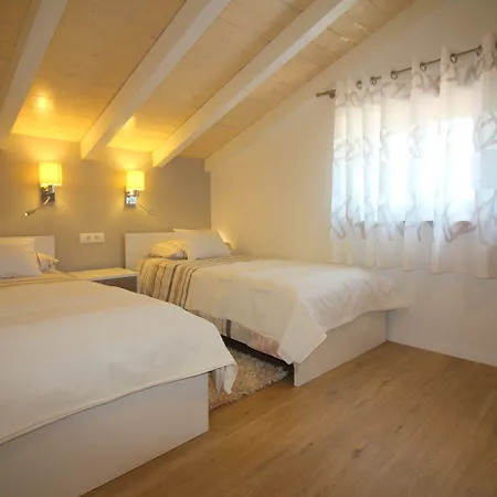 Charmantes Nur 700 Meter Zum Mit Garten, Waschmaschine, Wifi Lejlighed Poreč